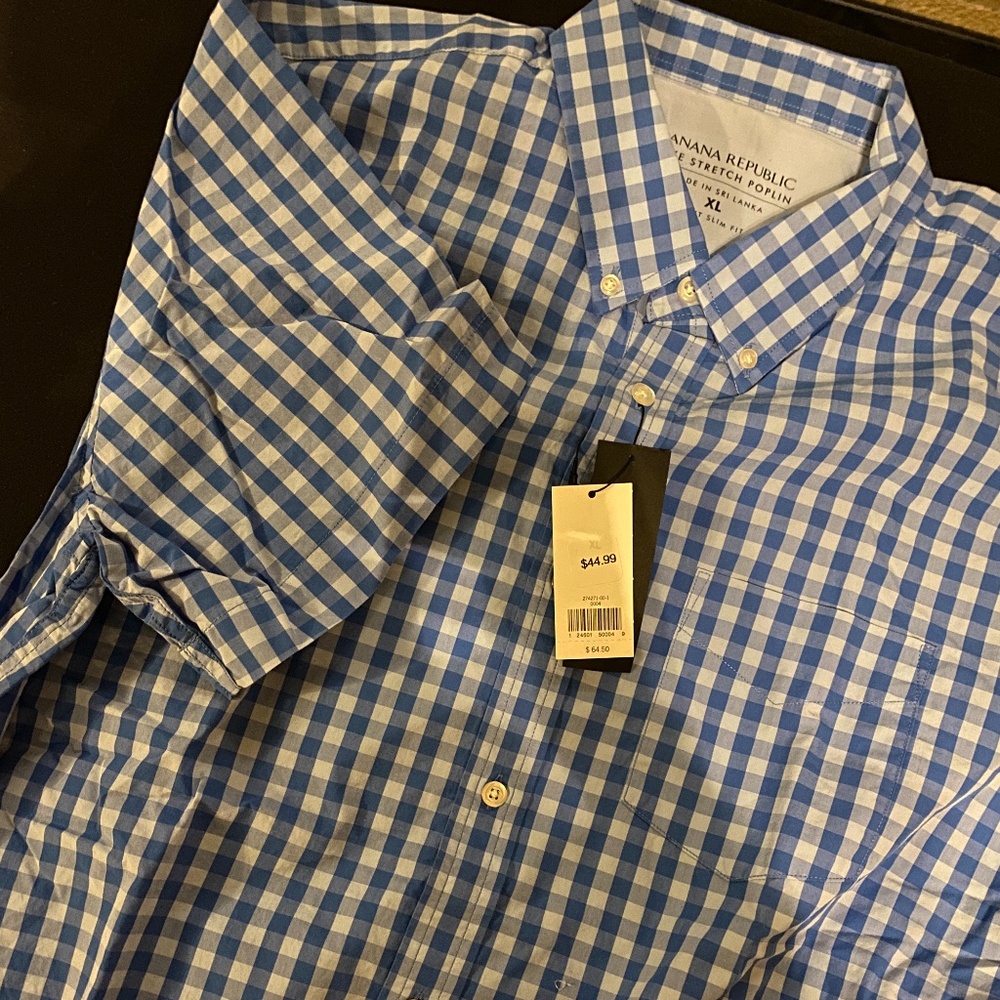 Banana Republic Short Sleeve Collard Shirt